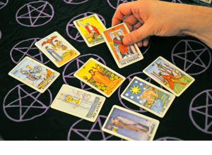 Hire Toronto's BEST psychics party entertainment, event talent, fairs, expos.